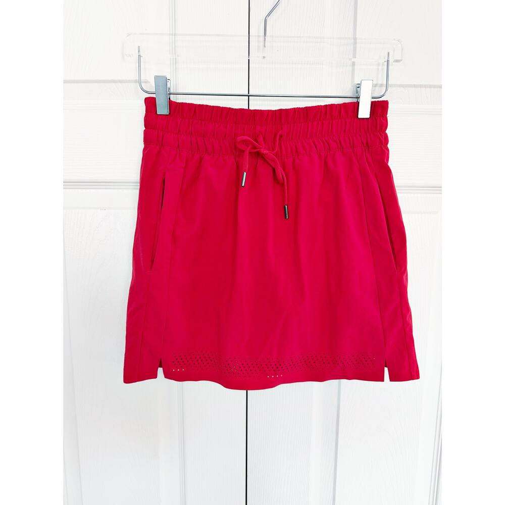 Athleta Red Athletic Mini Skort Built In Shorts Ventilated Hem Drawstring